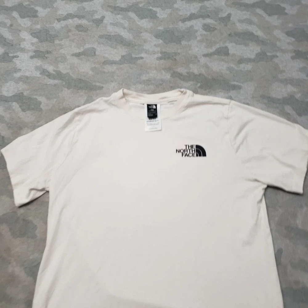 The North Face Shirt Womens Medium White Short Sleeve Outdoors Graphic